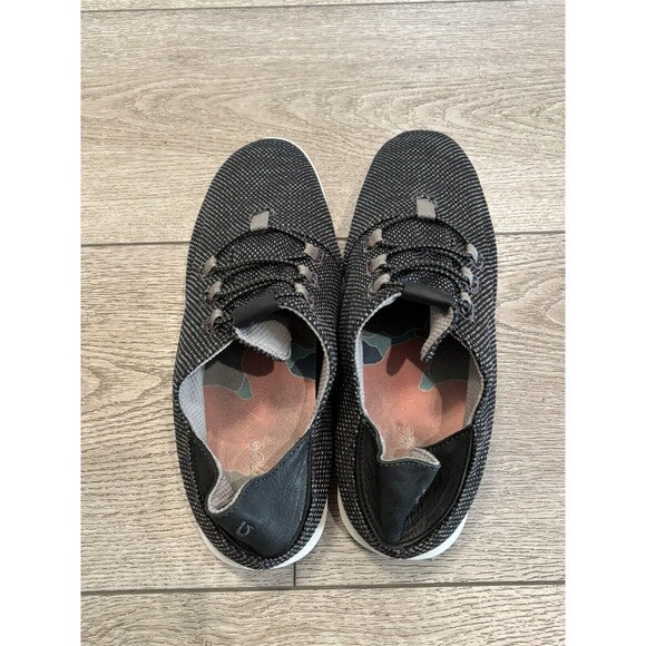 Olukai Hale' Iwa Li Ha'a Womens Size 10 Gray Casual Shoes Sneakers Lightweight - Picture 2 of 6